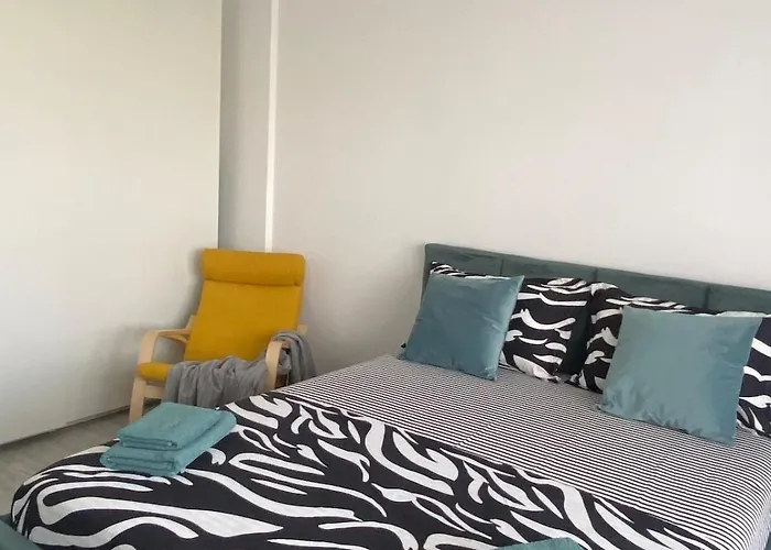 Modern Cu Balcon * Бухарест