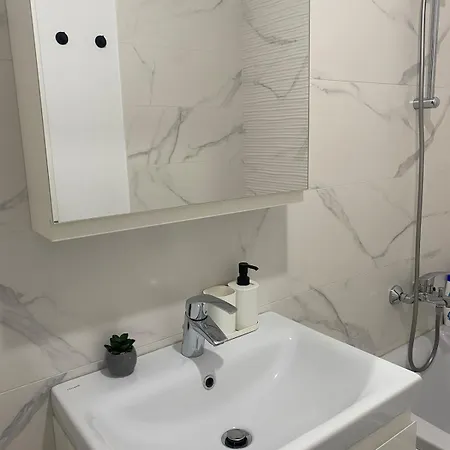 Modern Cu Balcon * Bucharest